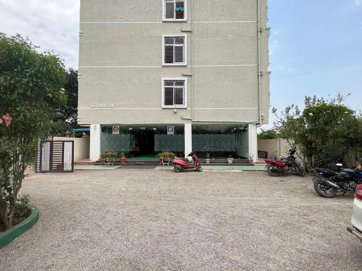 5 Star Grand Hotel Shamshabad Buitenkant foto